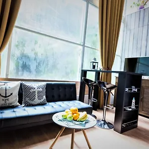 4* Guest house Divinity's Reach - Old Town Center